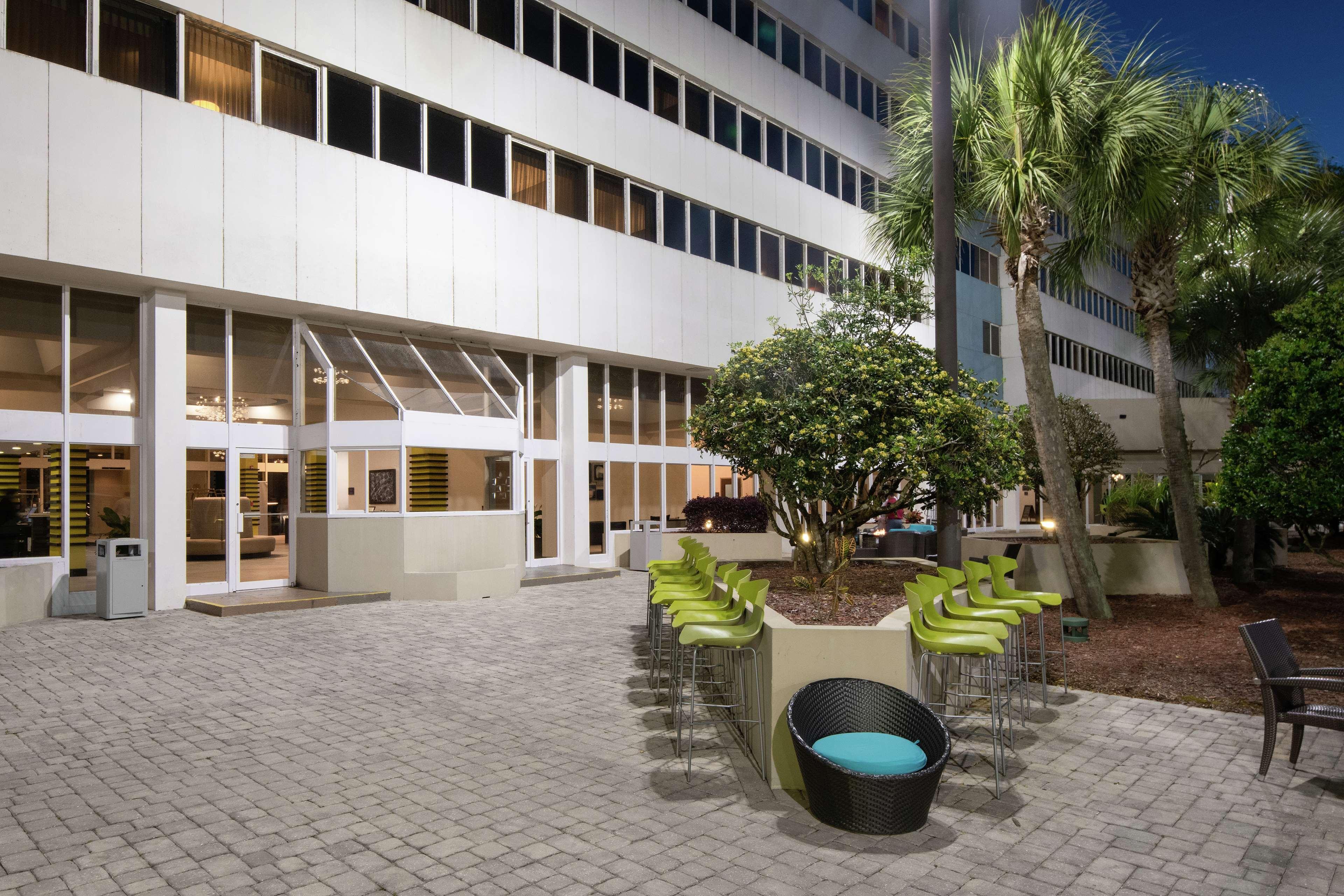 Doubletree By Hilton Hotel Jacksonville Airport Exterior foto